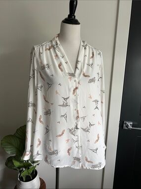 Dalia M 🐦 ivory pink brown bird button down blouse with long sleeves
